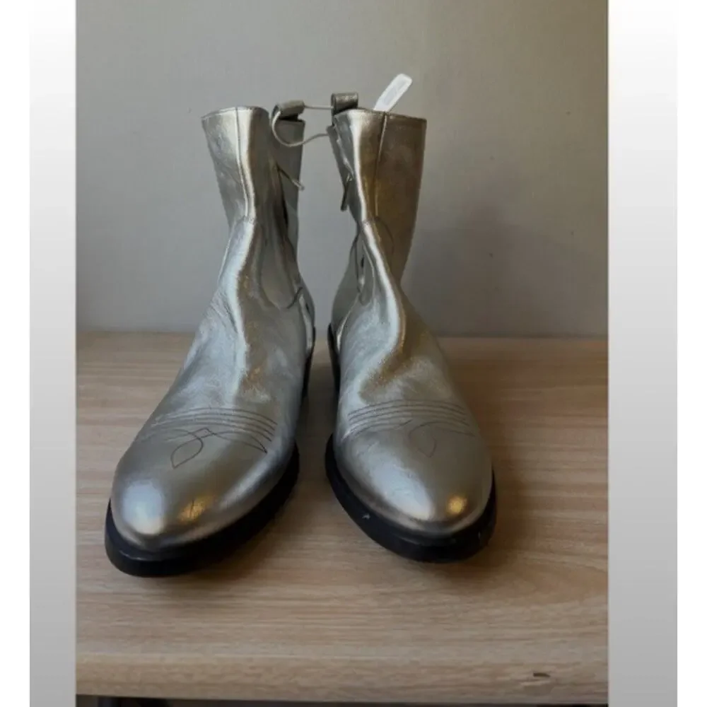 Men's Silver Metallic Ankle Boots - Stylish Zip Chelsea